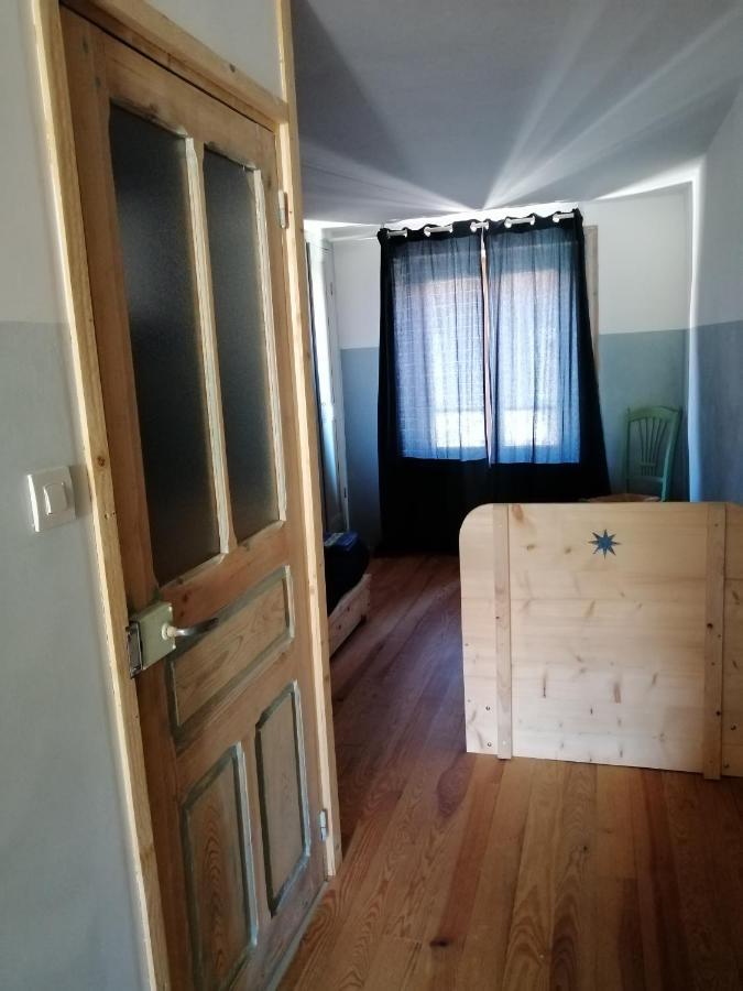 File Dans Ta Chambre ! Le Monastier sur Gazeille Esterno foto